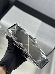 Colestore Chanel Small Clutch with Chain High-Shine Calfskin & Silver Metal Silver 18x4.5x13cm - 4