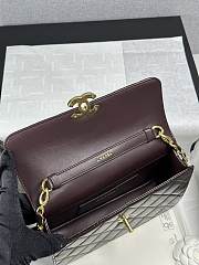 Colestore Chanel Medium flap bag Glossy Lambskin & Gold Plated Metal Dark Brown 14×22.5×6cm - 4