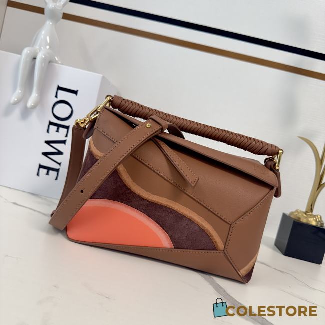 Colestore Small Puzzle Edge Landscape Bag in Nappa Calfskin Pecan/Parrot Pink 24x10x14 cm - 1