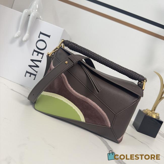 Colestore Small Puzzle Edge Landscape Bag in Nappa Calfskin Chocolate/Light Moss 24x10x14 cm - 1