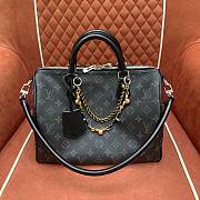 Colestore Louis Vuitton Speedy Bandoulière Soft 30 in Monogram Eclipse Canvas M15102 30 x 21 x 17cm - 4