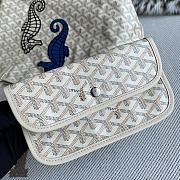 Colestore Goyard Goyardine Coral Anjou PM Embroidered Seahorse Bag Palladium Hardware in White 47x27x16cm - 3