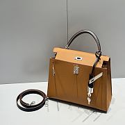 Colestore Hermes Kelly 25 Haas Epsom Leather in Gold / Milky White / Black 25cm - 3