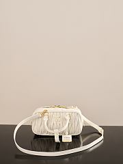 Colestore Miu Miu Regular Arcadie Matelassé Nappa Leather Bag White 22x10.5x7.5cm - 2
