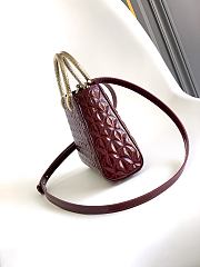 Colestore Bvlgari Serpentine Duo Top Handle in Midnight Plum Patent Calf Leather 21.5x15x6cm - 2