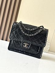 Colestore Chanel Vintage-Style Quilted Shoulder Bag Black Leather 26x11x23cm - 1
