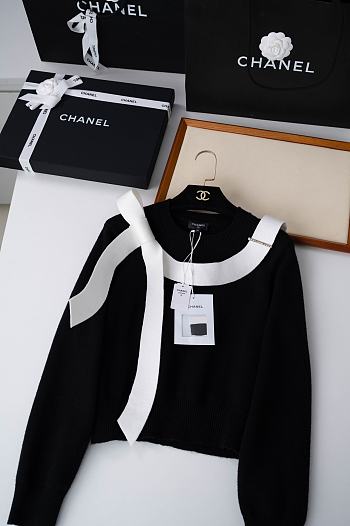 Colestore Chanel Short Knit Sweater Black