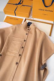 Colestore Louis Vuitton Button-Up Cape Coat Sandy Beige  - 6