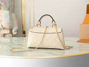 Colestore Louis Vuitton Nano Madeleine Monogram Empreinte Leather Cream 21 x 12.5 x 6 cm - 5