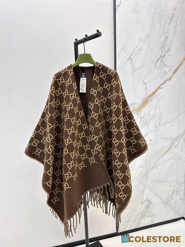Colestore Gucci GG Wool Jacquard Cape in Brown and Beige Oversize - 1