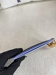 Colestore Louis Vuitton LV Charms Card Holder Monogram Blue Frost 10.2 x 7.3 x 0.3 cm - 3