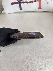 Colestore Louis Vuitton Key Pouch Monogram Canvas Blue Frost 12 x 7 x 1.5 cm - 4