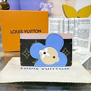Colestore Louis Vuitton Card Holder Monogram Snowy Pearl/Blue Frost 11 x 7 x 0.5 cm - 1