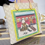 Colestore Louis Vuitton Travels With Grace Coddington Carry It Meowgram 37 x 37 x 2 cm - 2