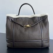 Colestore Bottega Veneta  Andiamo Large Leather Shearling Top-Handle Bag 45x22x34cm - 1