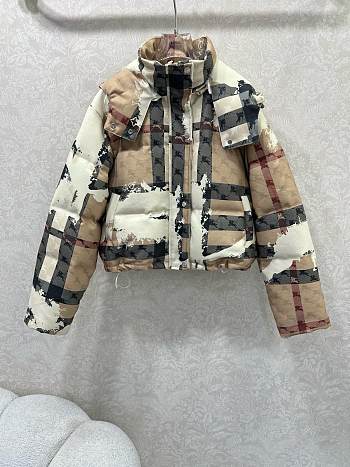 Colestore Burberry Monogram Hooded Down Jacket