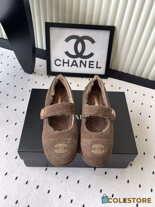 Colestore Chanel Brown Suede Mary Jane Flats with Shearling Lining and CC Logo - 1