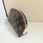 Colestore  Louis Vuitton Cosmetic Pouch PM Monogram Canvas Brown 17x12x6cm - 5