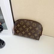 Colestore  Louis Vuitton Cosmetic Pouch PM Monogram Canvas Brown 17x12x6cm - 4