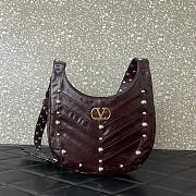 Colestore Valentino Garavani stud-embellished Vlogo shoulder bag Burgundy 28x21.5x3cm - 6