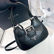 Colestore Prada Moon Padded Leather Bag in Leather Black 16x7.5x22.5cm - 4