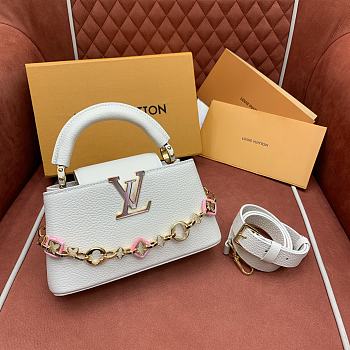 Colestore Louis Vuitton Capucines East-West Mini Bag Quartz White M14393 22 x 12 x 8cm
