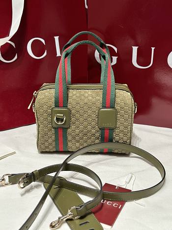 Colestore Gucci Mini GG handbag in green GG suede 20x13x13cm