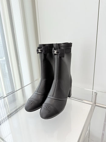 Colestore Chanel Low-cut Boots Sheepskin Black