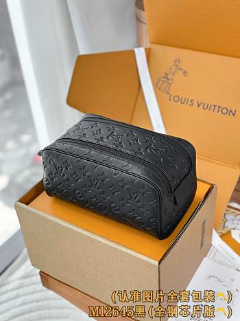 Colestore Louis Vuitton Dopp Kit Bag Black M12645 28 x 15 x 16.5 cm