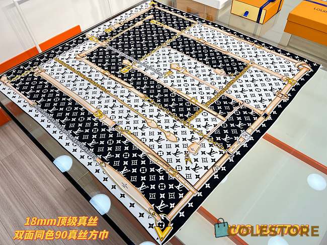 Colestore Louis Vuitton Monogram Confidential 90 Square Silk Scarf Black - 1