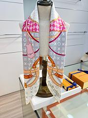 Colestore Louis Vuitton Flower And Straps Square 90 Rose Fuchsia - 6
