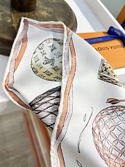 Colestore Louis Vuitton Up And Away Square Silk Scarf 90 Black and White - 2