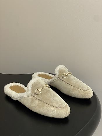 Colestore Gucci Princetown Slipper Beige Suede