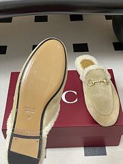 Colestore Gucci Princetown Slipper Beige Suede - 2