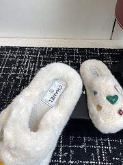 Colestore Chanel Classic Four-Season CC Furry Slippers White - 6