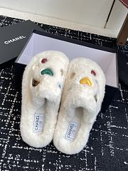 Colestore Chanel Classic Four-Season CC Furry Slippers White - 5