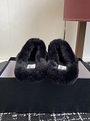 Colestore Chanel Classic Four-Season CC Furry Slippers Black - 6