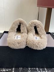 Colestore Chanel Classic Four-Season CC Furry Slippers Light Brown - 5