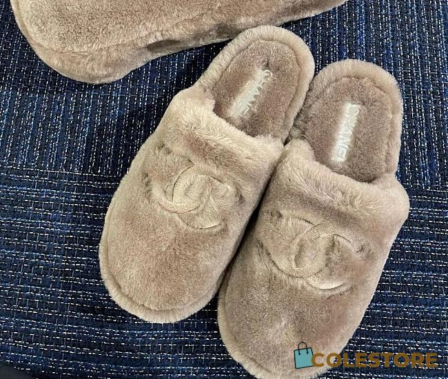 Colestore Chanel Slippers Double-sided Sheared Wool Light Brown - 1