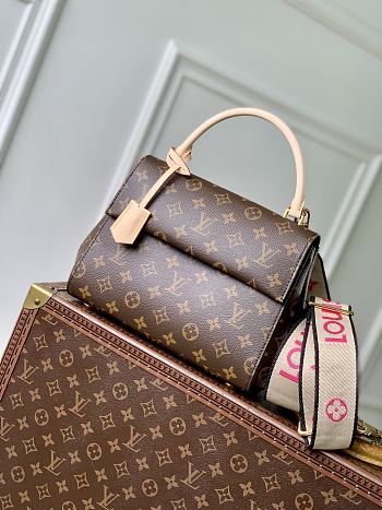 Colestore Louis Vuitton Cluny BB Black Monogram Canvas M13041 28 x 20 x 10 cm