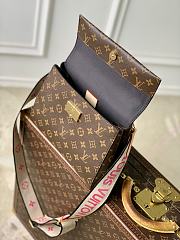 Colestore Louis Vuitton Cluny BB Black Monogram Canvas M13041 28 x 20 x 10 cm - 6