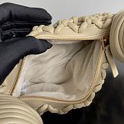 Colestore Bottega Veneta Jodie bag Beige 24x15x5cm - 5