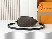 Colestore Louis Vuitton LV Ski Neverfull Bandoulière Inside Out BB Monogram Shearling M26315 26.5 x 16.5 x 11 cm - 3