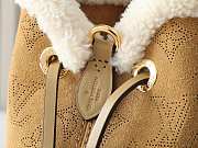Colestore Louis Vuitton Bella Mahina Beige Suede Leather M11839 19 x 22 x 14 cm - 2