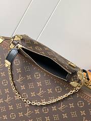 Colestore Louis Vuitton Slim Trunk Monogram Brown M13147 23 x 12 x 4 cm - 2
