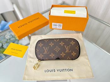 Colestore  Louis Vuitton Sunglasses Pouch GM Monogram Canvas