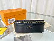 Colestore  Louis Vuitton Sunglasses Pouch GM Monogram Canvas - 3