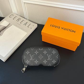 Colestore  Louis Vuitton Sunglasses Pouch GM Monogram Eclipse Canvas 