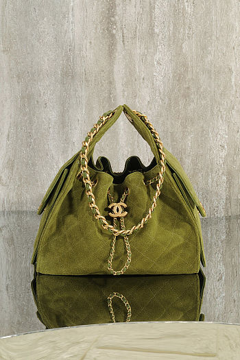 Colestore Chanel 25 Mini Handbag Suede & Gold Metal Green 20x22x12.5cm