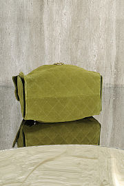 Colestore Chanel 25 Mini Handbag Suede & Gold Metal Green 20x22x12.5cm - 5